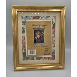 Vintage Floral Splender Picture Frame With Boarder For 5x7 Or An 8x10